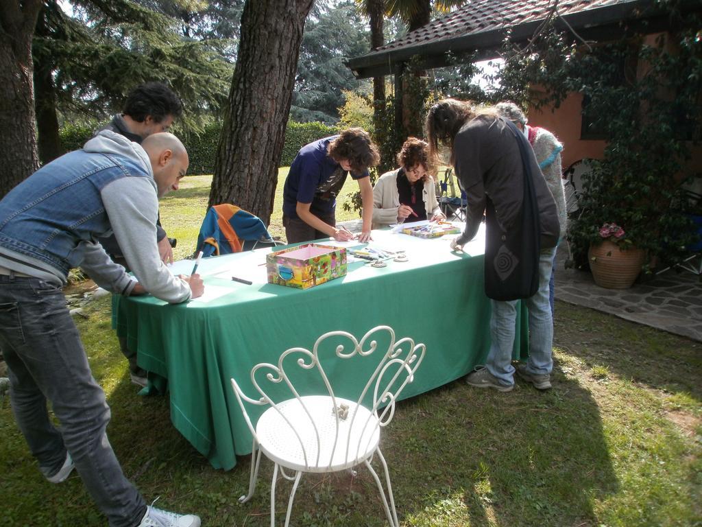 B&B Al Roncaccio Calco  エクステリア 写真