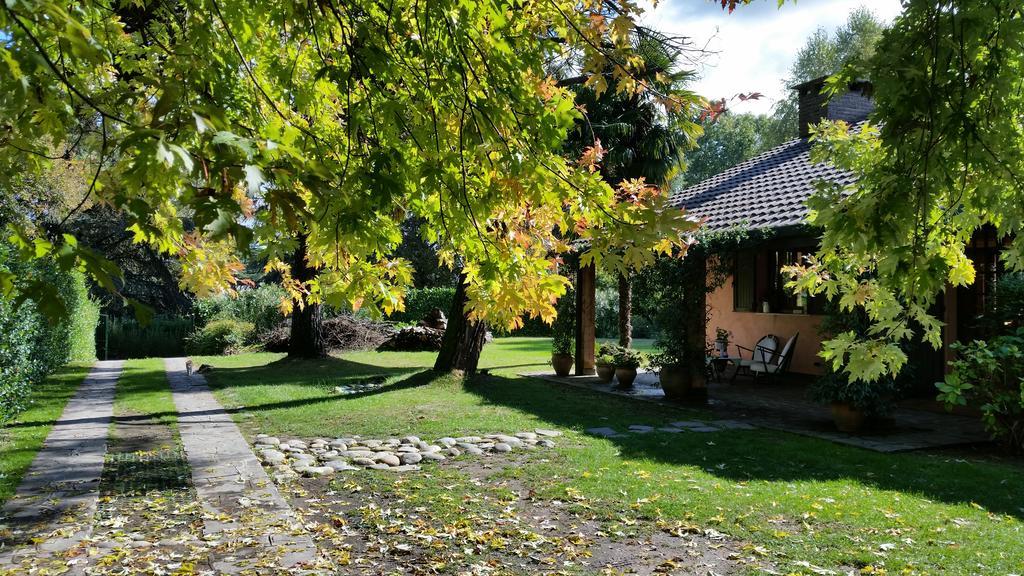 B&B Al Roncaccio Calco  エクステリア 写真