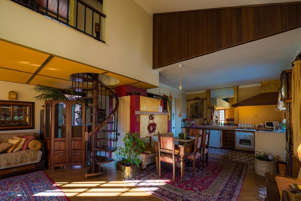 B&B Al Roncaccio Calco  エクステリア 写真