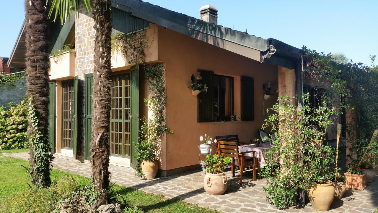 B&B Al Roncaccio Calco  エクステリア 写真